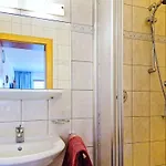 Handle-2 By Interhome Apartment