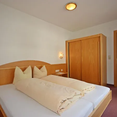 Handle-2 By Interhome Apartman *